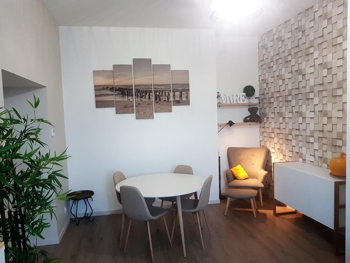 Ferienwohnung Les Jardins Du Parc Vitré Exterior foto
